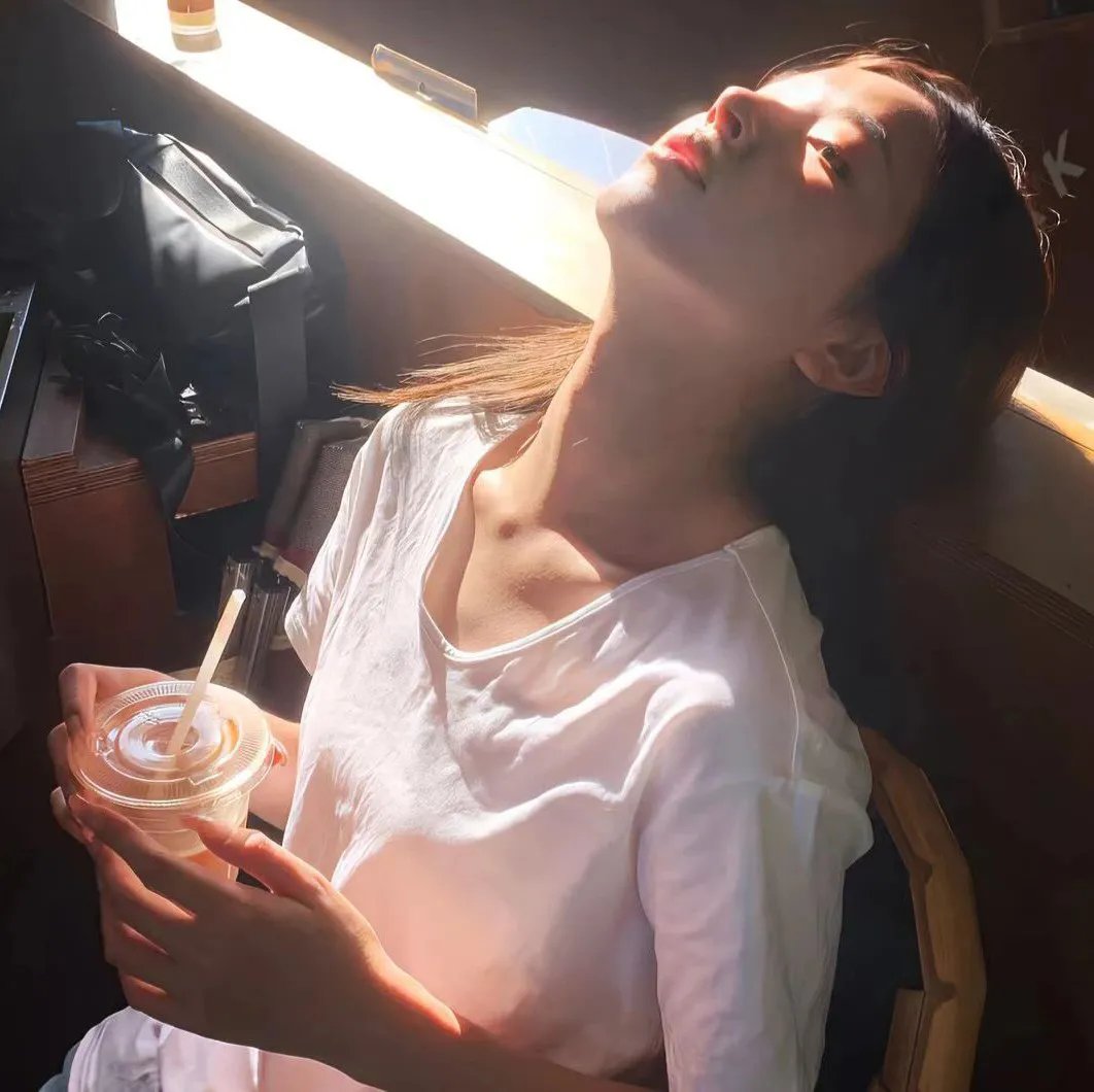 小鱼莉莉